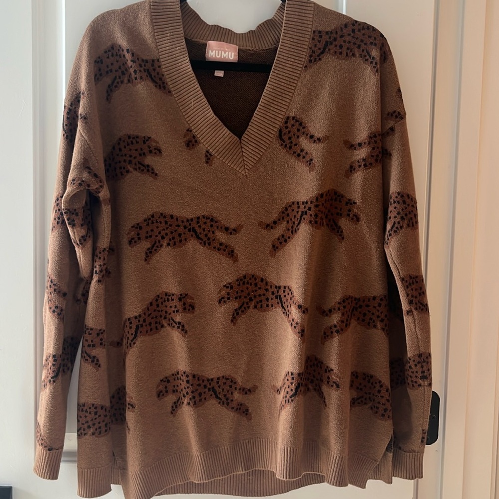 Show me your mumu leopard sweater size small